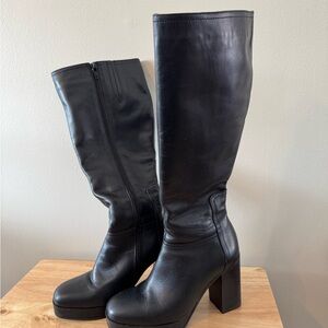 Coach and Four Black Leather Heeled Boots